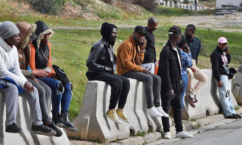 TUNISIE-En retour