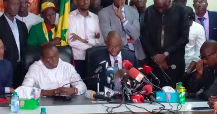 Passation de services entre Matar Bâ et Yankhoba Diattara