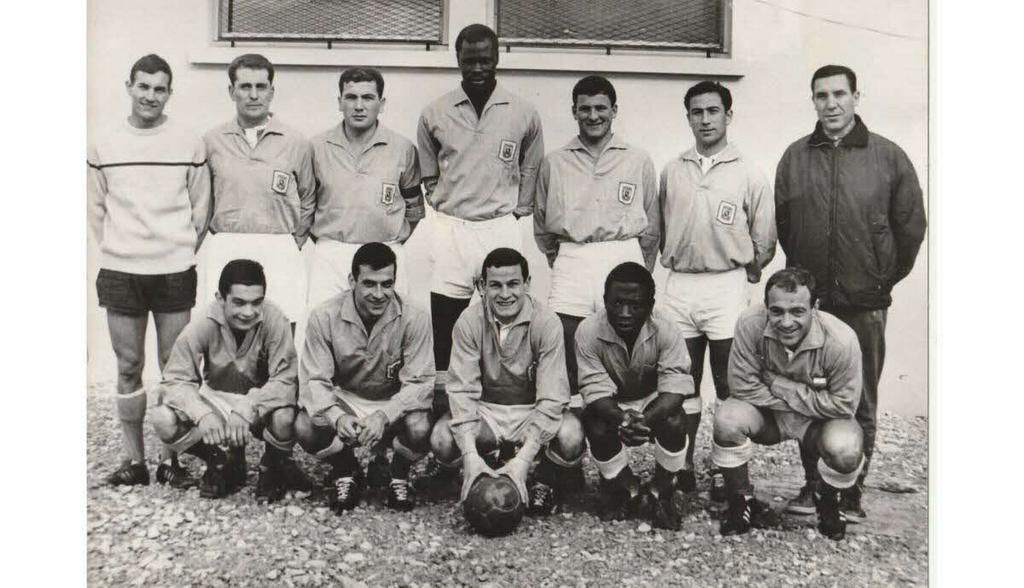 premier-joueur-noir-en-equipe-de-france-selectionneur-adjoint-du-senegal-retour-sur-les-senegalais-qui-ont-brille-avec-le-fc-annecy-1644784367