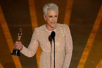 Jamie Lee Curtis remporte son premier Oscar avec 'Everything, Everywhere, All at Once'