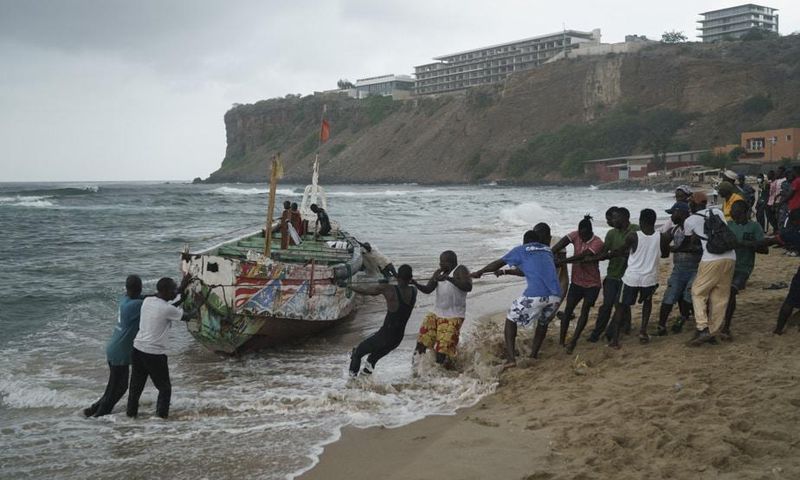 Le chavirement d'une pirogue transportant des migrants à Ouakam fait 17 morts