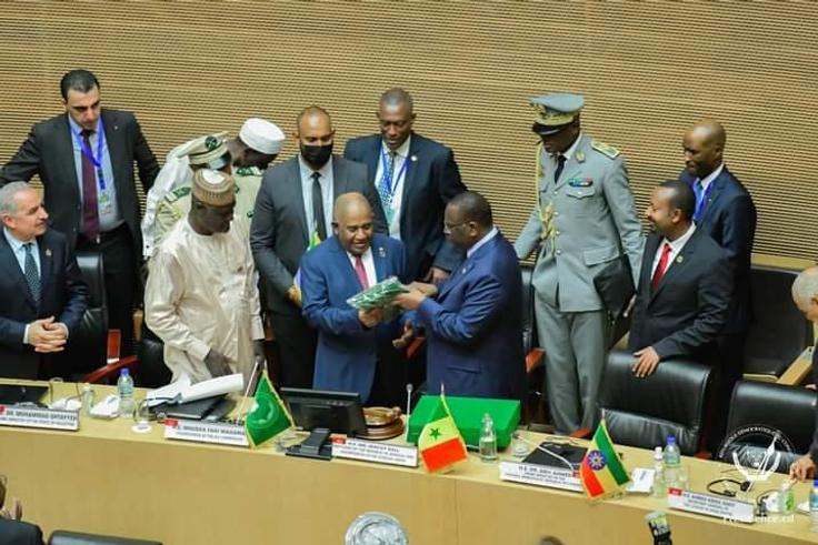 Le Président Macky Sall passe le temoin à son homologue des Comores