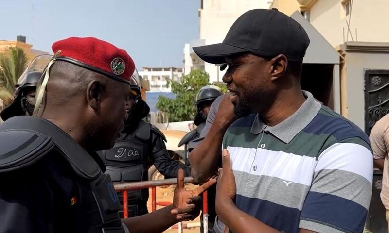 Ousmane Sonko bloqué chez lui à la Cité Keur Gorgui