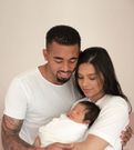 Gabriel Jesus et Raiane ont accueilli leur fille Helena en mai 2022.