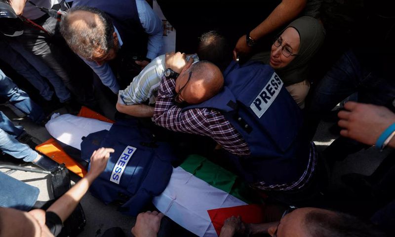 Mort-d un-journaliste-palestine