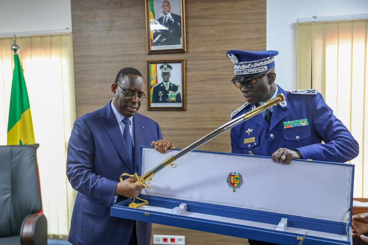 Macky Sall et le Général Moussa Fall