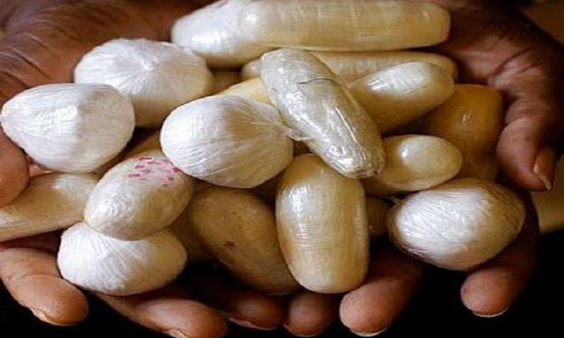 Dakar : Une mule sierra-léonaise ingurgite 23 capsules de cocaïne