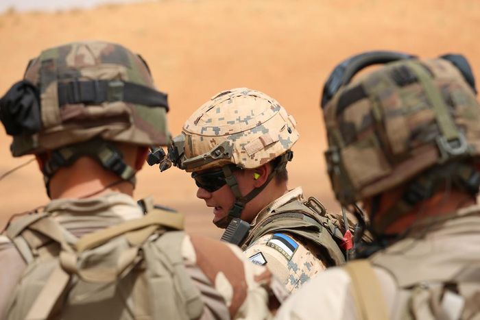 Des soldats français dans un camps militaire au Mali