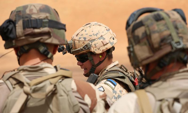 Des soldats français dans un camps militaire au Mali