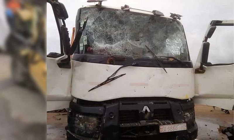 Plusieurs-camions-maliens-saccagés-suite-à-un-accident-ayant-fait-4-morts-à-Kaolack