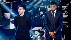 Lionel-Messi-et-Kylian-Mbappe-aux-trophees-Fifa-The-Best-1586826