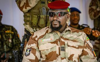Guinee-doumbouya-general