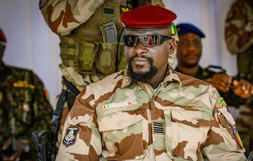 Guinee-doumbouya-general
