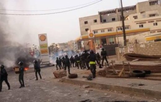 Manifestations à Ngor
