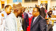 Ousmane Yara avec le président Macky Sall lors d’un sommet