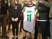Le maillot de Diouf lors du match de quart de finale de la Coupe du Monde 2002 contre la Turquie