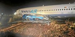 un Boeing 737300 affrété auprès d'une compagnie privée Transair et en partance pour Bamako a fait une sortie de piste ce jeudi 9 mai 2024 vers 01H00 du matin