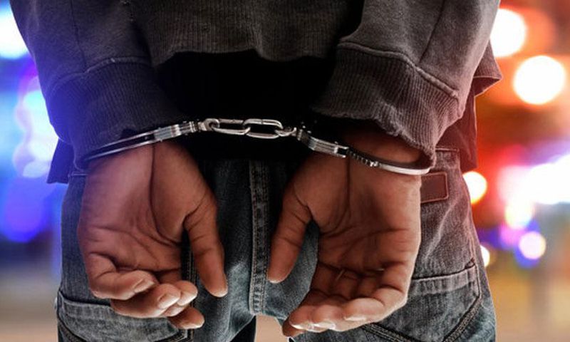 arrestation handcuffs