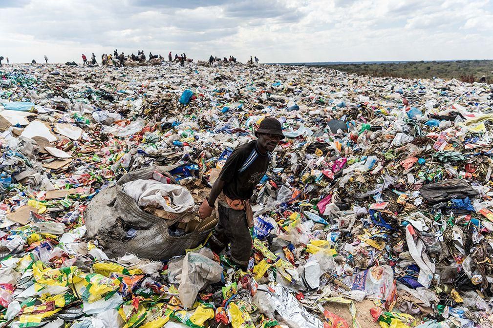 Plastique - depot d'ordures