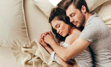 couple au lit