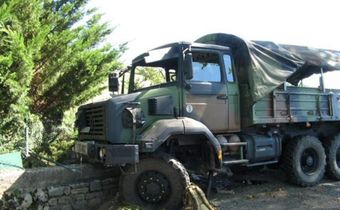 Véhicule de l'armée
