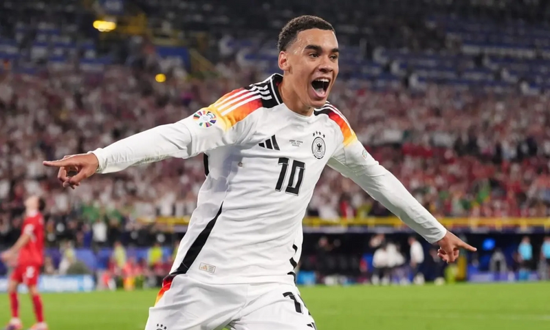 euro-2024-jamal-musiala-marque-un-but-lors-dallemagne-danemark-et-signe-un-record
