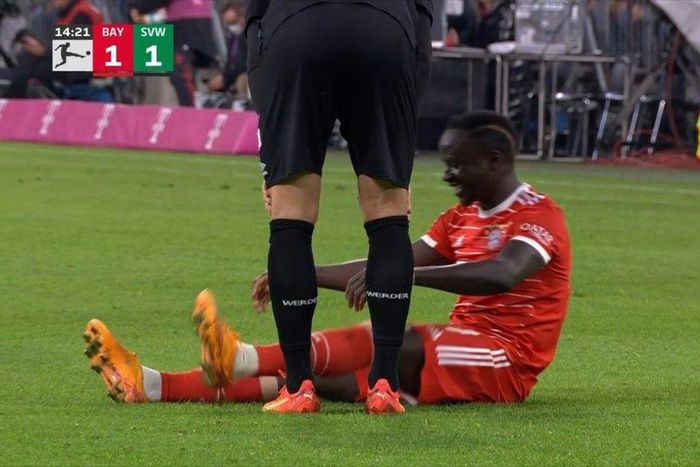 Sadio Mané sort sur blessure - ESPN