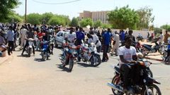 Motos