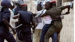arrestation-brutale-de-blessure-dun-agent-commercial-le-juge-aux-policiers-vos-actes-doivent-cesser-