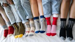 How to wear colourful socks