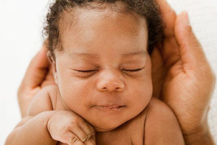 La pollution peut augmenter le risque de malformation cardiaque du bébé