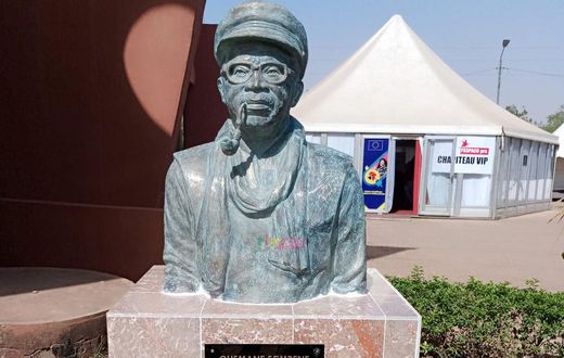 Statue-Ousmane-Sembene