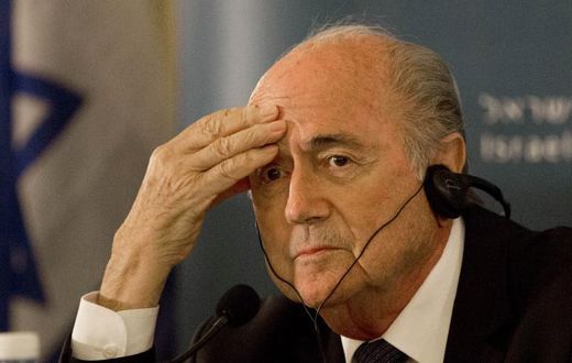 Sepp Blatter assiste à une conférence de presse à Jérusalem, le 19 mai 2015 / TV5.