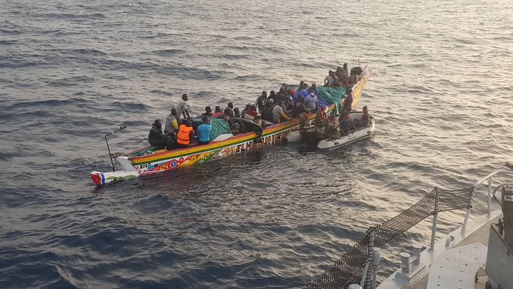 migrants-pirogue