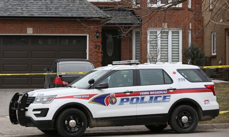 Une-voiture-de-police-canadienne-illustration-1544242