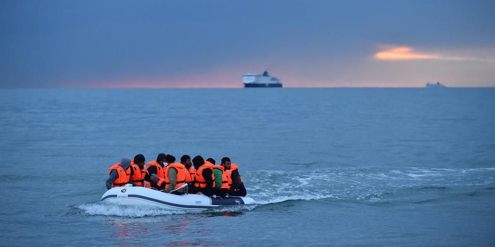 MIGRANTS