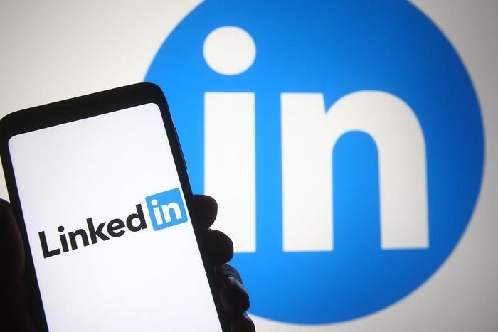 LinkedIn is hiring for more than 1,000 open positions.