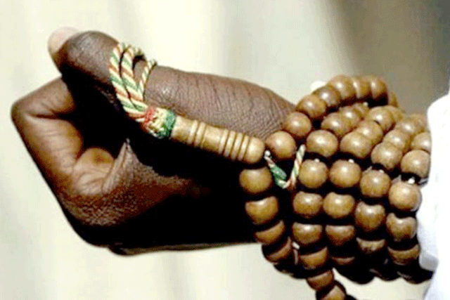 Imams-chapelet-religion-islam