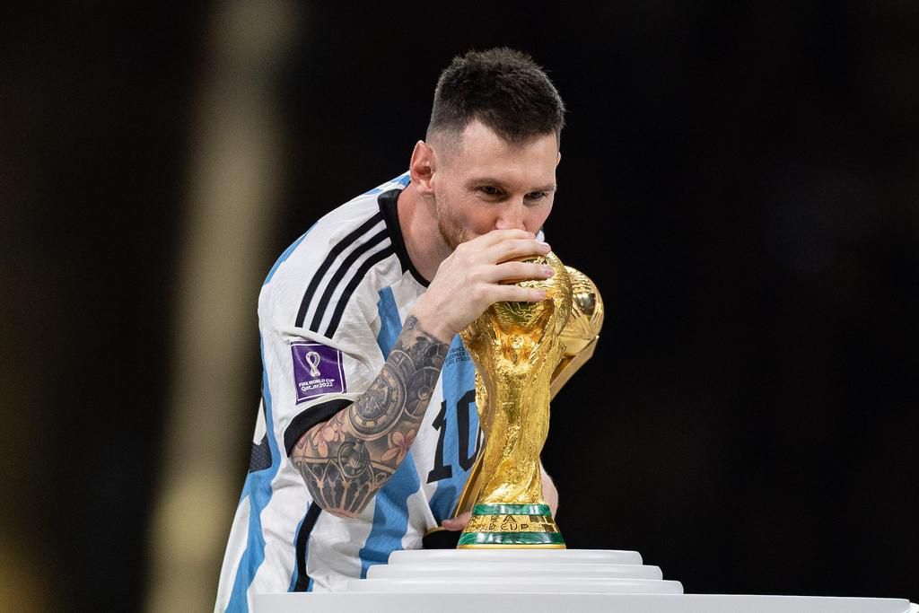 Lionel Messi (PSG) a remporté sa première Coupe du monde pour l'Argentine à l'âge de 35 ans. Le seul trophée qui manquait à son palmarès digne du plus grand joueur de tous les temps.