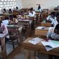 Des élèves en examen