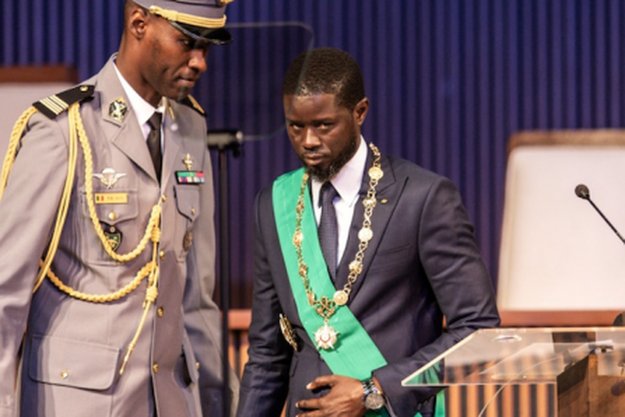 Bassirou Diomaye et son aide de camp