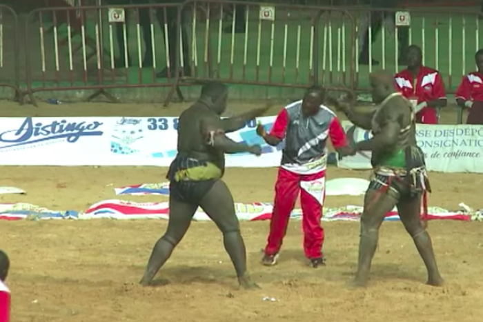 Balla Gaye vs Gris Bordeaux