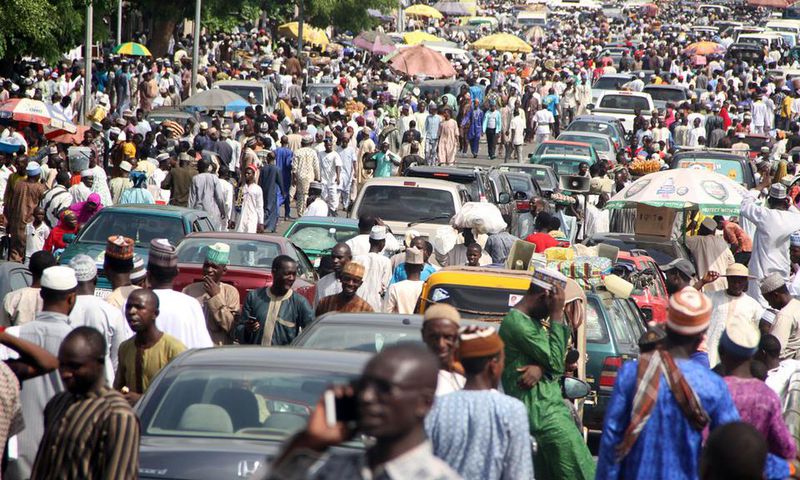 Nigerians-crowd-population