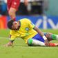 Neymar in pain after his injury. Agencia MexSport