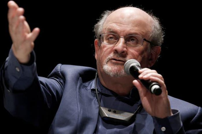 L'écrivain Salman Rushdie en septembre 2016 au Havre, en France - CHARLY TRIBALLEAU - AFP