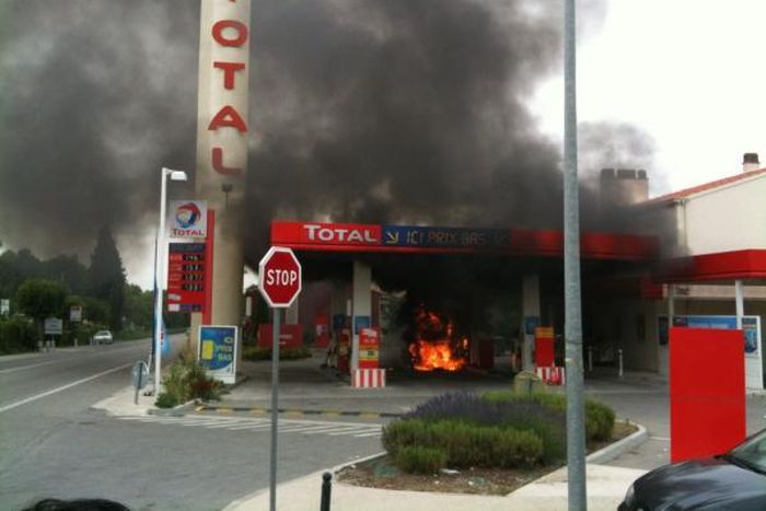 Station Total incendié