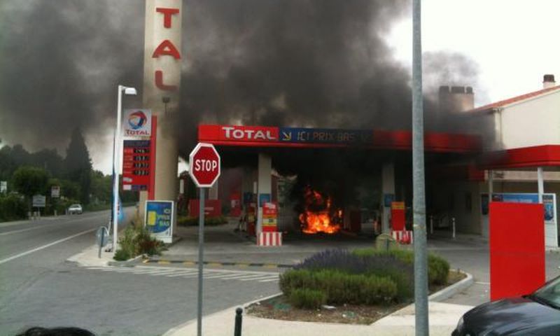 Station Total incendié