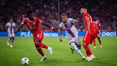 Reactions as Lewandowski betrays Barcelona against Bayern Munich
