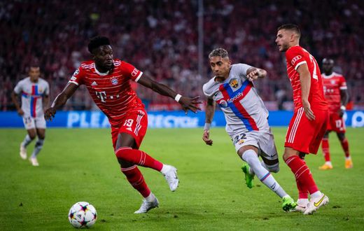 Reactions as Lewandowski betrays Barcelona against Bayern Munich