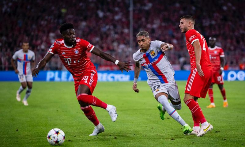 Reactions as Lewandowski betrays Barcelona against Bayern Munich